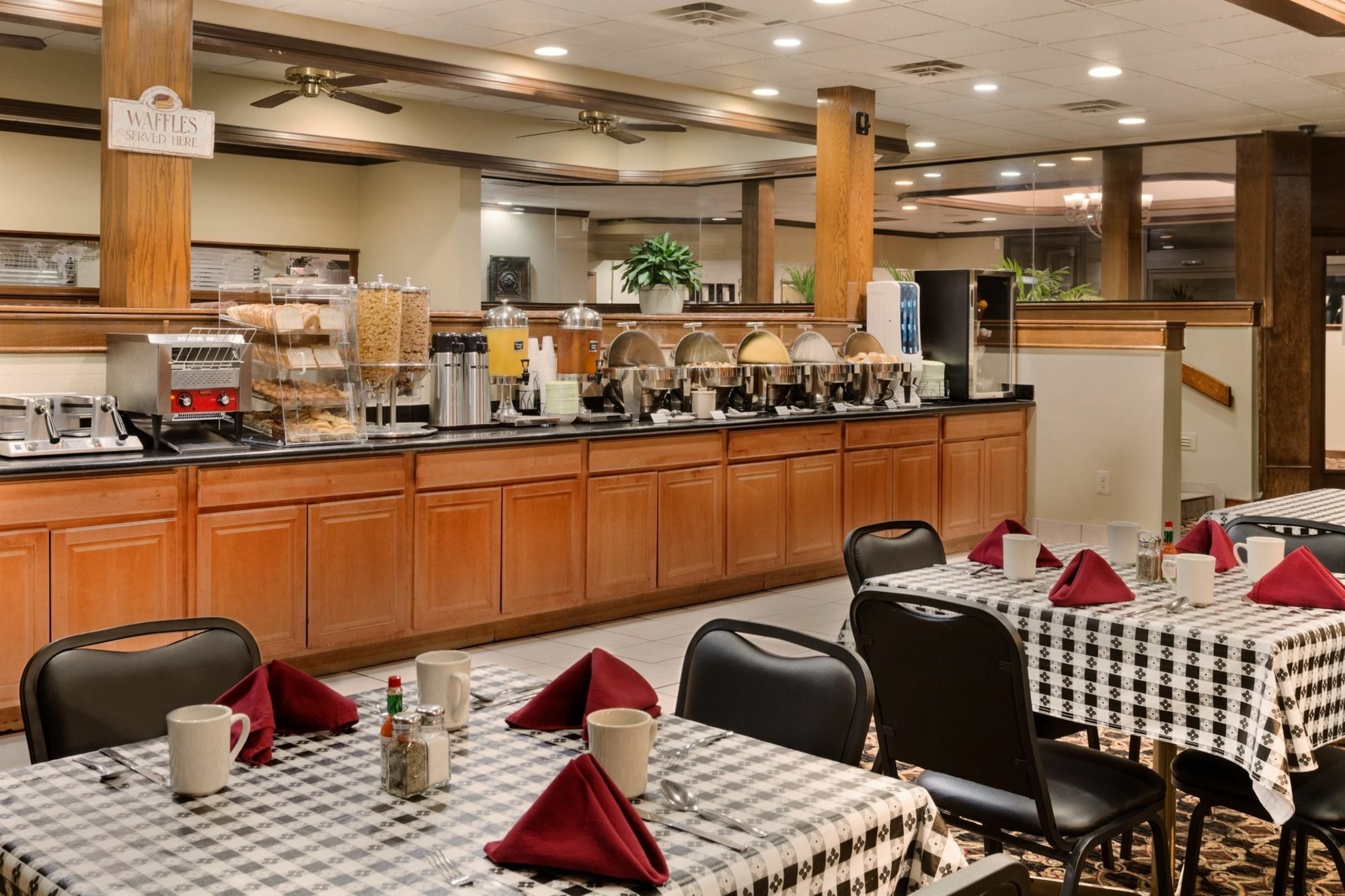 Broadway Inn & Suites Oklahoma City Extérieur photo