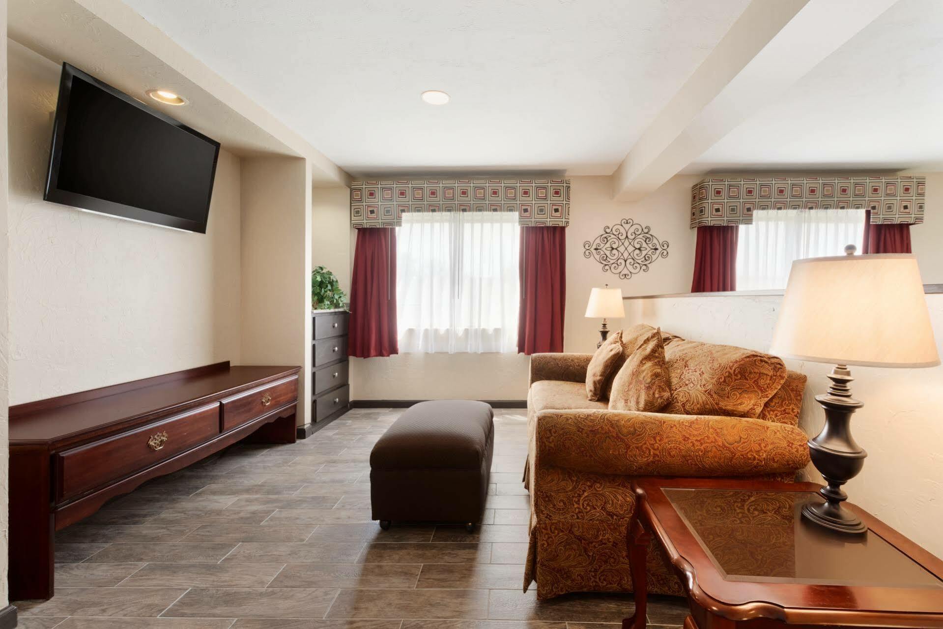 Broadway Inn & Suites Oklahoma City Extérieur photo