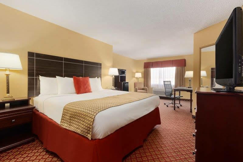 Broadway Inn & Suites Oklahoma City Extérieur photo