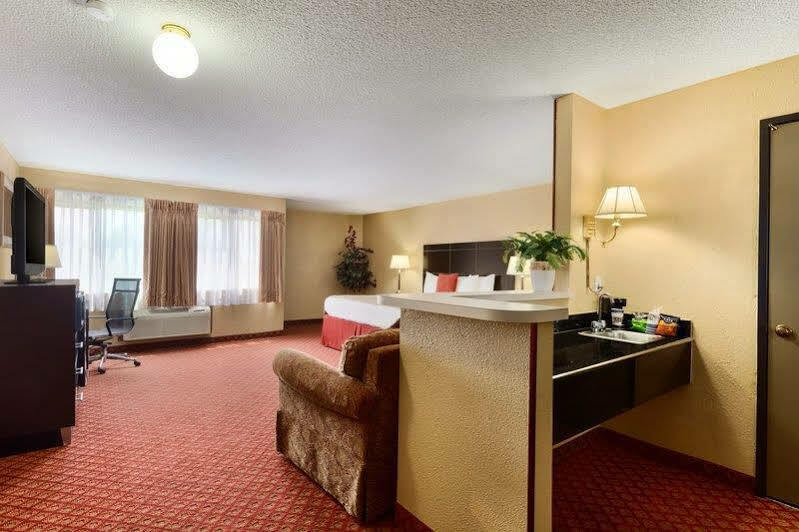Broadway Inn & Suites Oklahoma City Extérieur photo