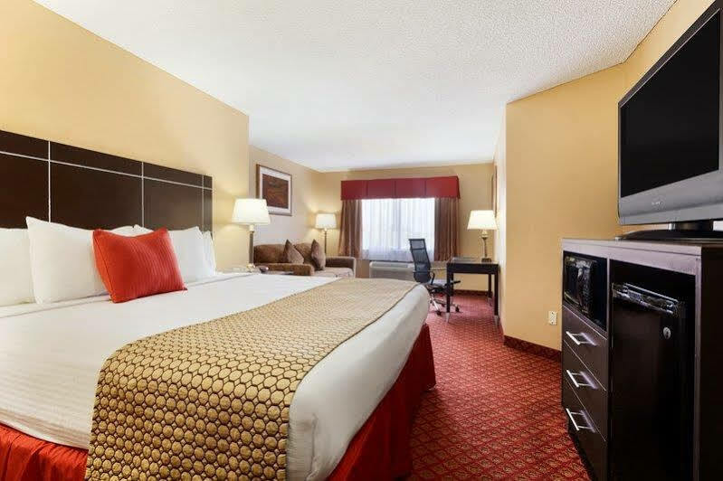Broadway Inn & Suites Oklahoma City Extérieur photo