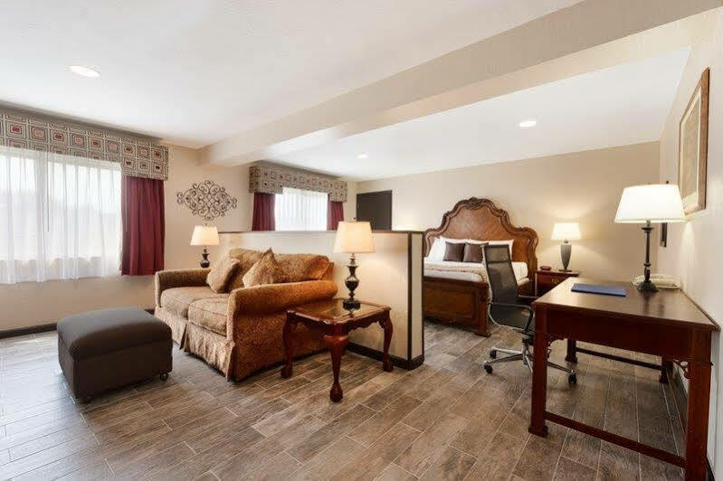 Broadway Inn & Suites Oklahoma City Extérieur photo